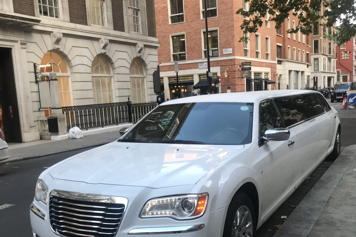 School Proms limousine hire